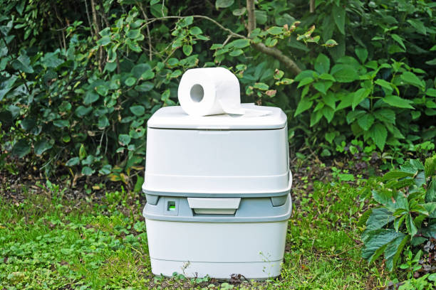 Best Portable restroom trailer rental  in Broadview Park, FL